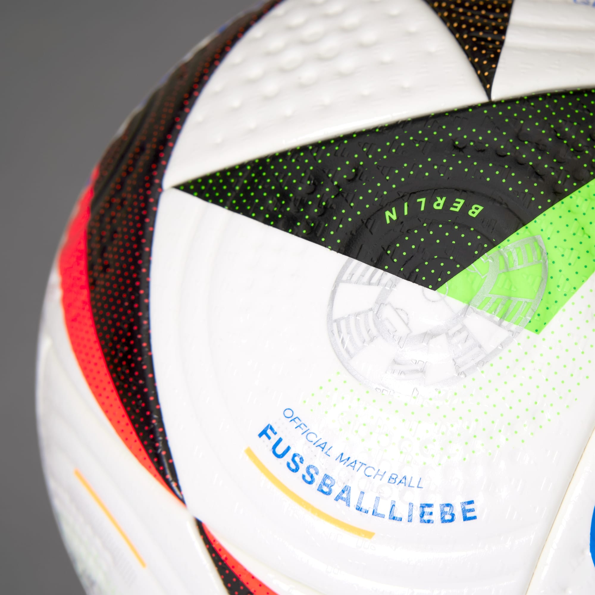 Fussballliebe Pro Ball