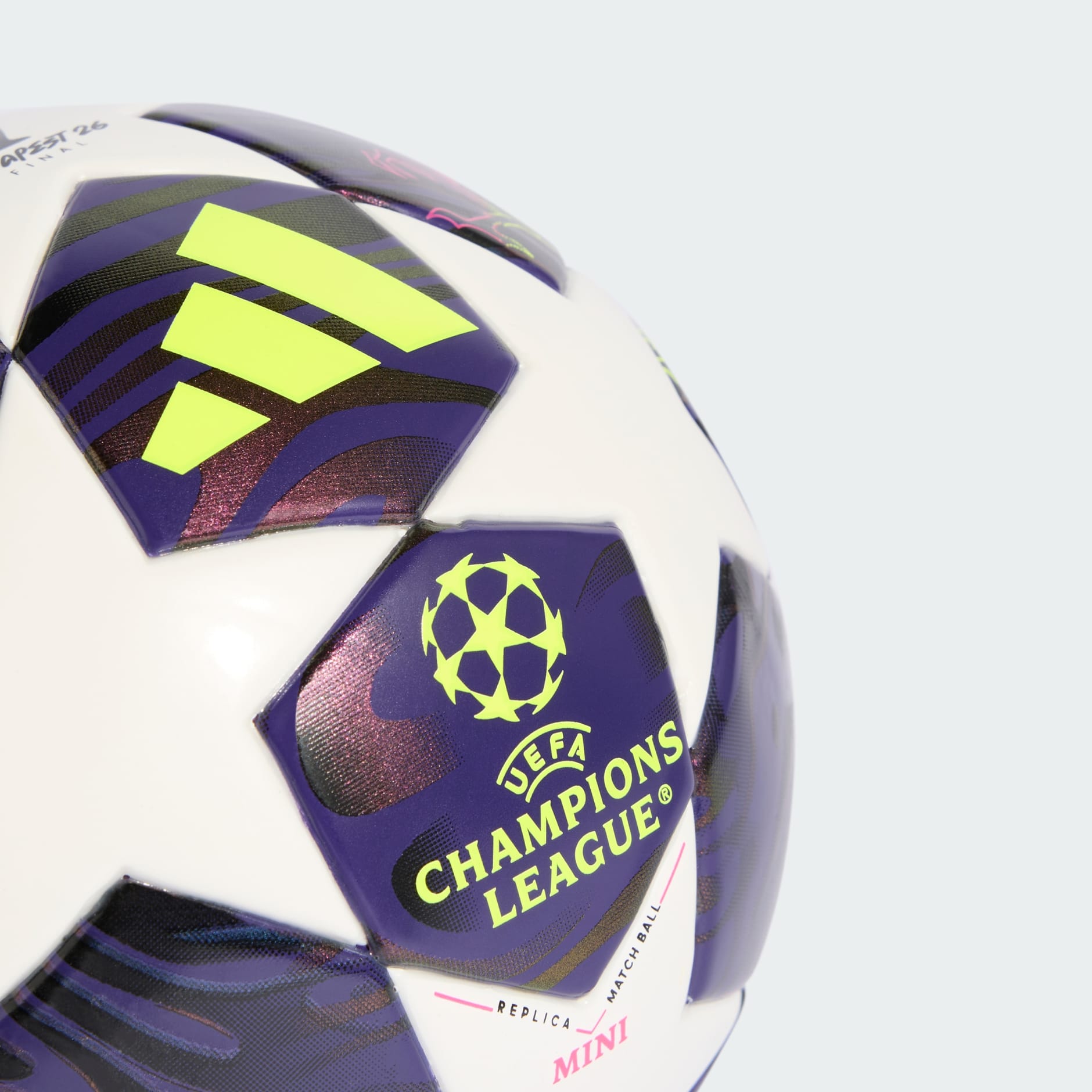 UEFA CHAMPIONS LEAGUE FINAL PRO BALL.